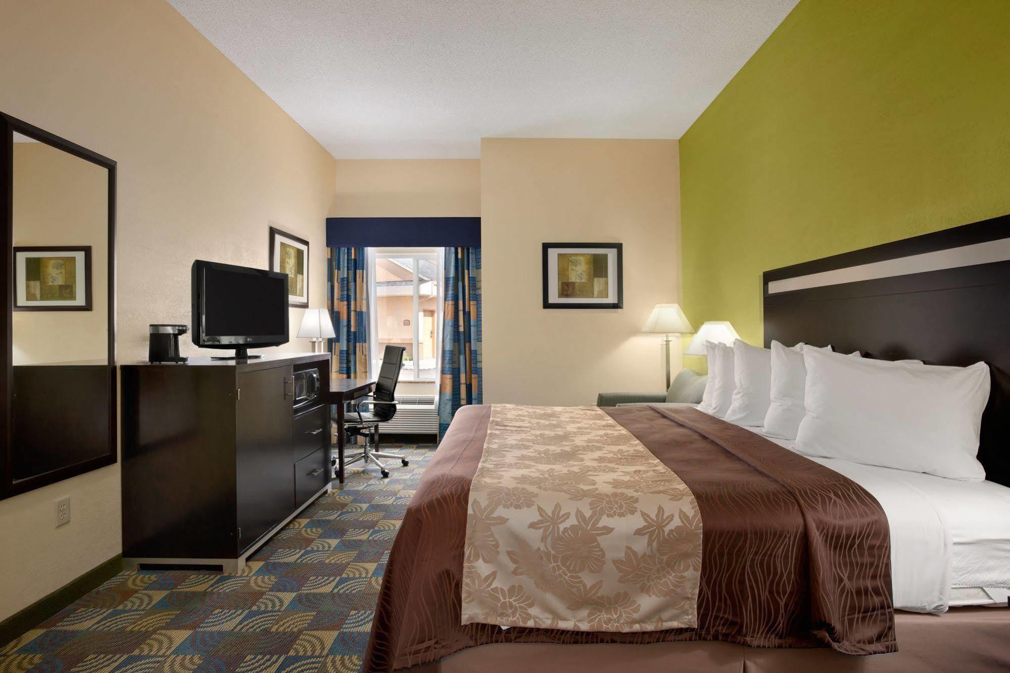 Quality Inn & Suites Glenmont - Albany South Eksteriør bilde